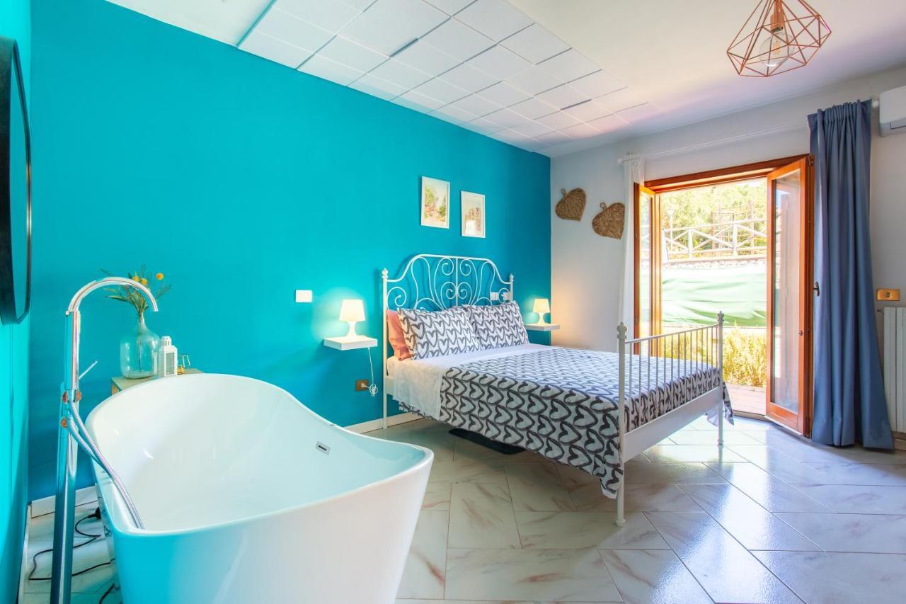 Villa Mariel Suites & Apartment Massa Lubrense Exterior foto